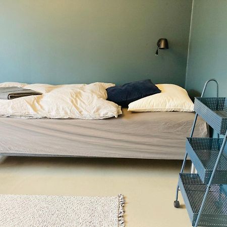 Villa Med Private Vaerelser Delt Badevaerelse/Kokken, Viby Sj. 外观 照片