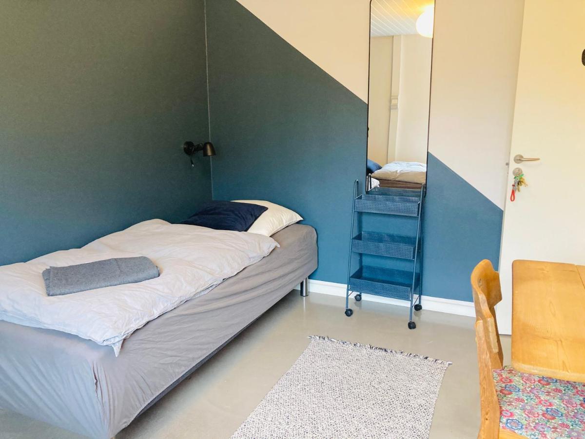 Villa Med Private Vaerelser Delt Badevaerelse/Kokken, Viby Sj. 外观 照片