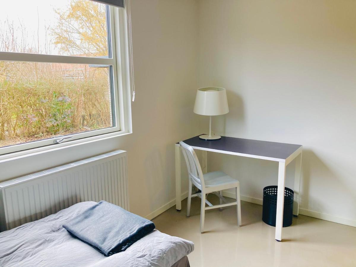 Villa Med Private Vaerelser Delt Badevaerelse/Kokken, Viby Sj. 外观 照片